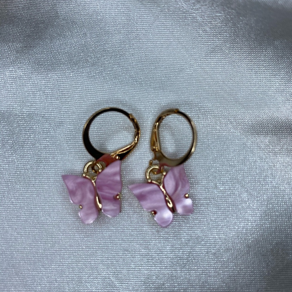 3 for $30 Butterfly Acrylic Earrings🦋